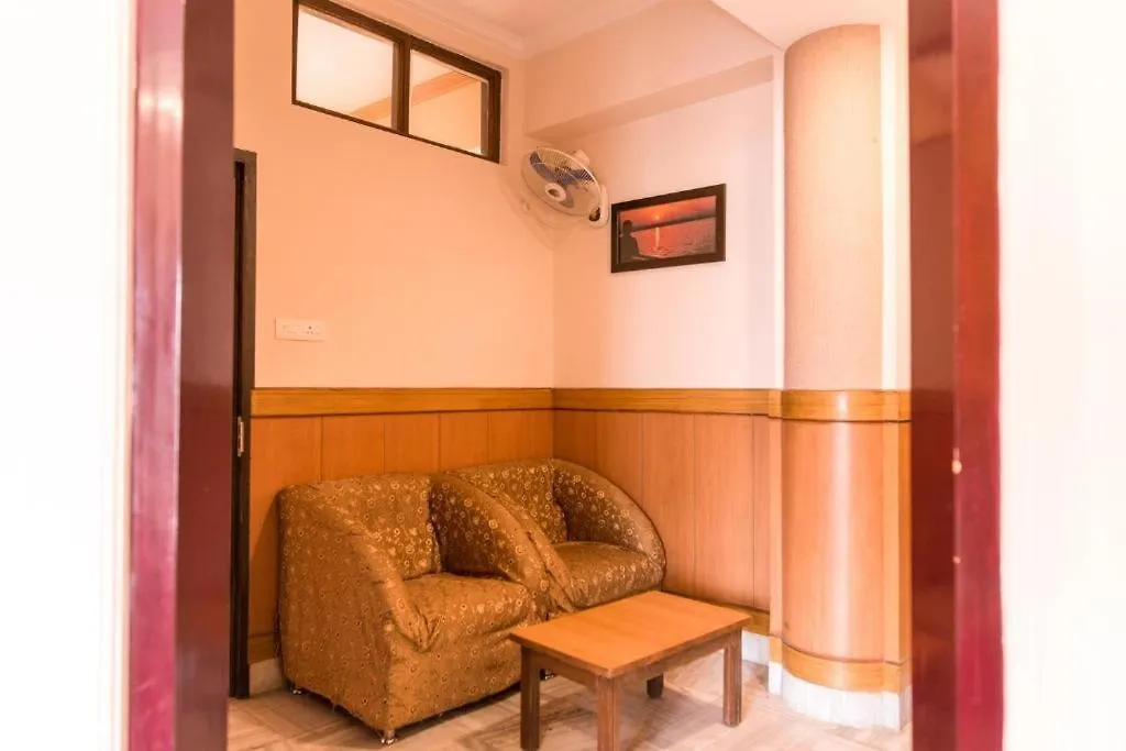 Hotel Mahaveer Palace Varanasi